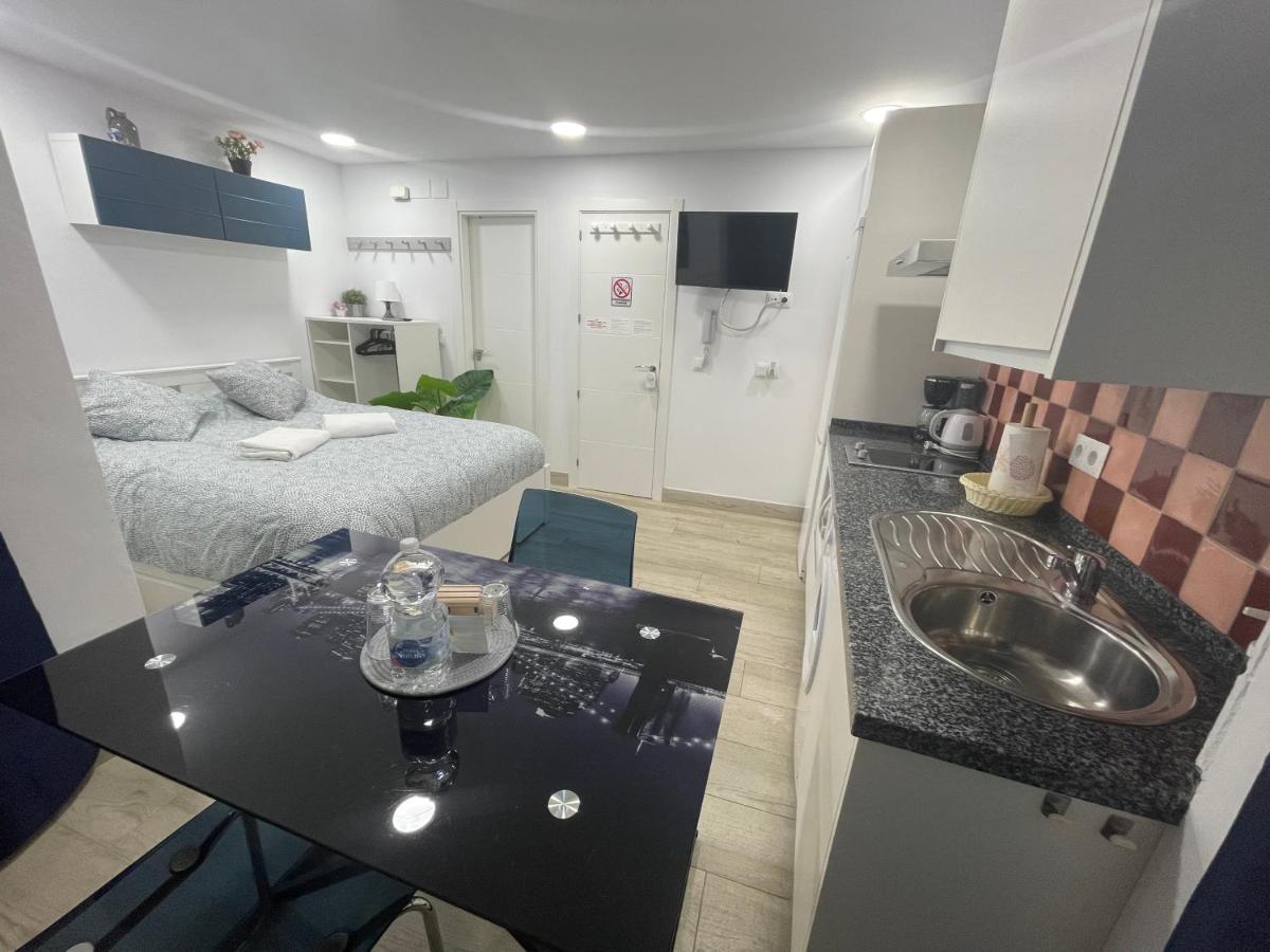 Playa Carihuela Apartamentos El Carmen Torremolinos Exteriör bild